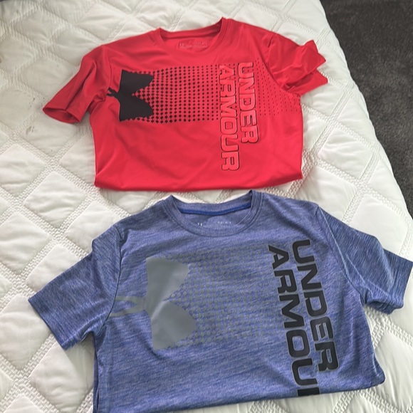 (4) Underarmour dri fit shirts in excellent condition - Picture 3 of 3
